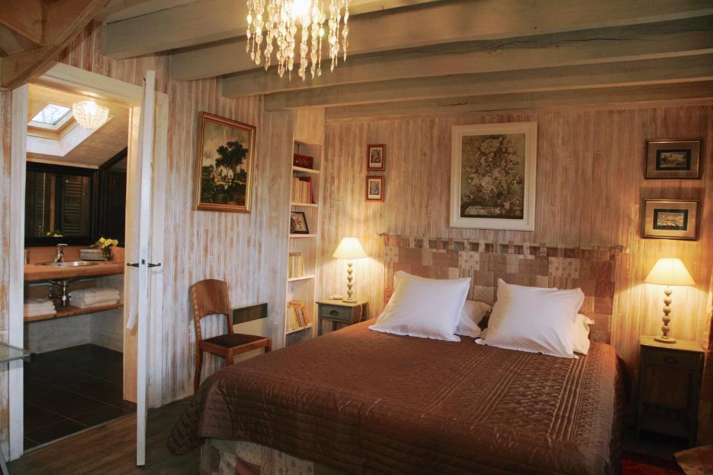 La Belle Epoque Bed & Breakfast Sansac-de-Marmiesse Bilik gambar